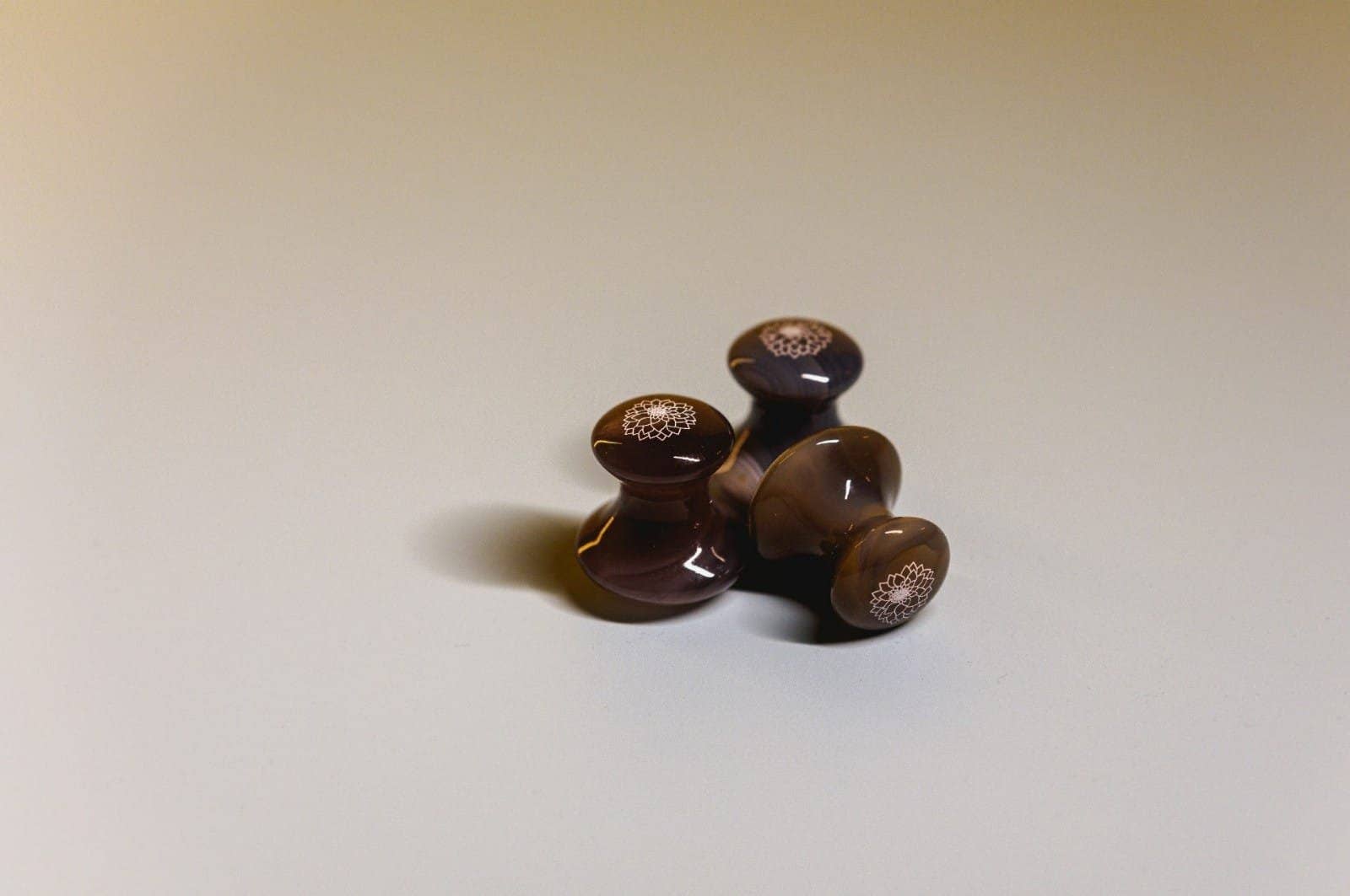 Dahlia Skincare - Wholesale Gua Sha Tool - Agate Mushroom Gua Sha Roller4