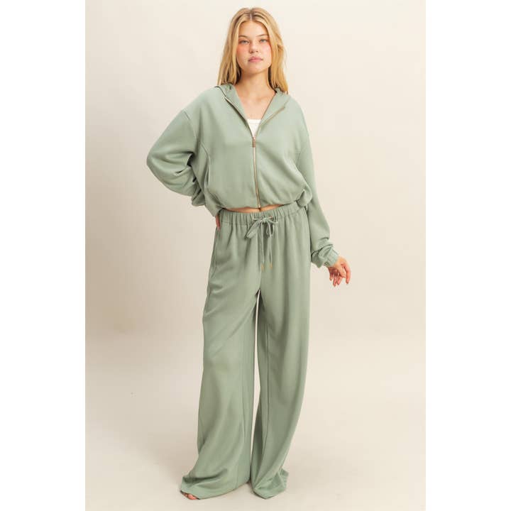 HYFVE – wholesale Hoodie – Women's – Casual Chic Zip-Front Hoodie12