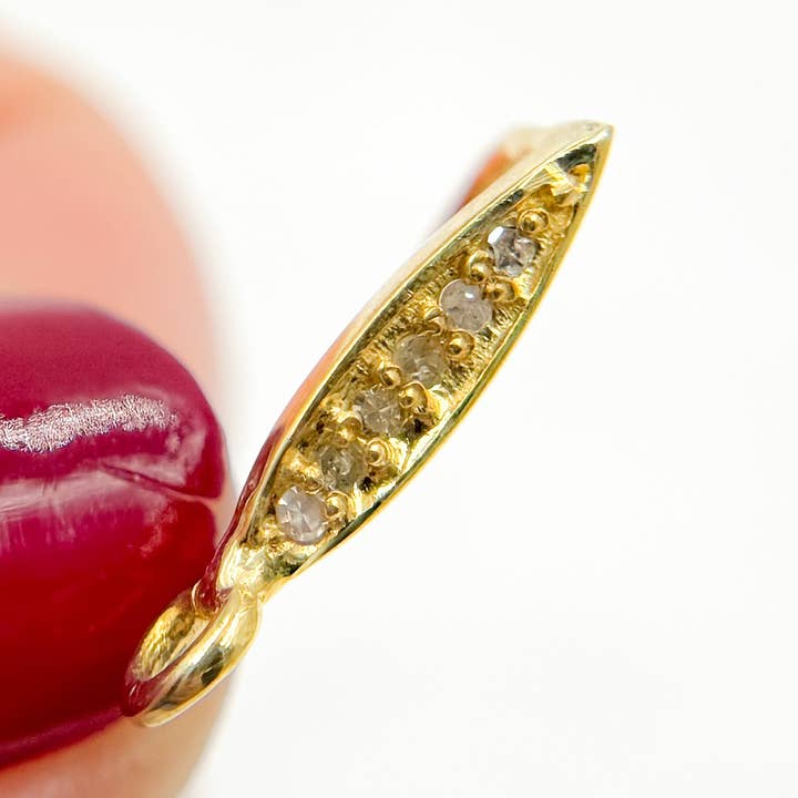 Tresor Jewelry Inc. - Venta al por mayor Pendientes de botón/aretes de poste - DC501. Alambre de Oreja de Plata de Ley con Diamante1