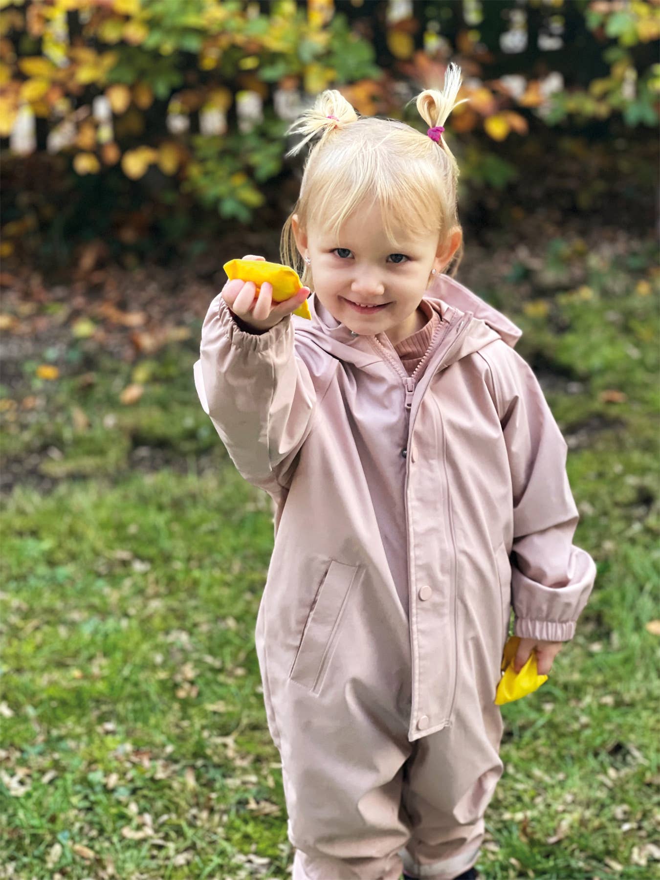 small foot - Wholesale Board Game - Cornhole and Sling Puck Game “Active” | Family Game | Wood4