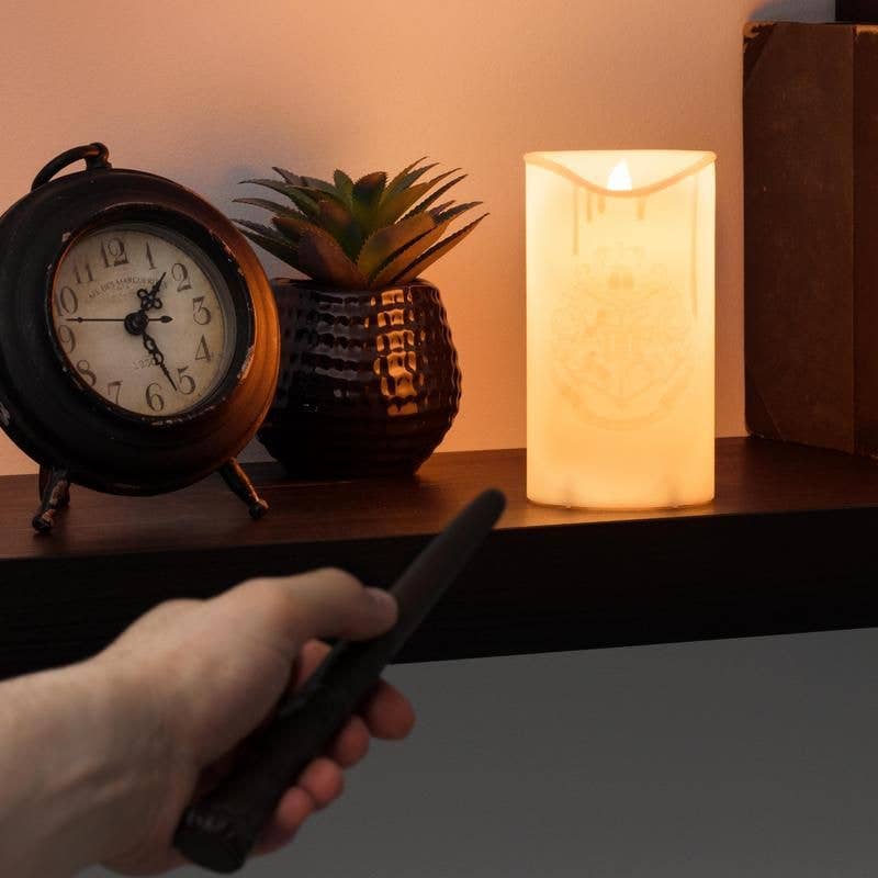 Close Up GmbH - Wholesale Flameless Candle - Harry Potter LED candlelight with wand remote control2
