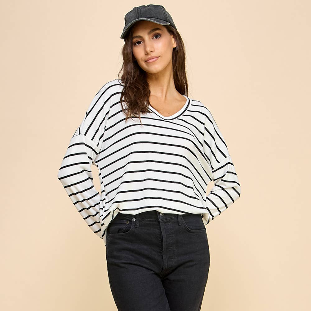 Les Amis - Wholesale Knit Top - Women's - Striped V-Neck Knit Top4