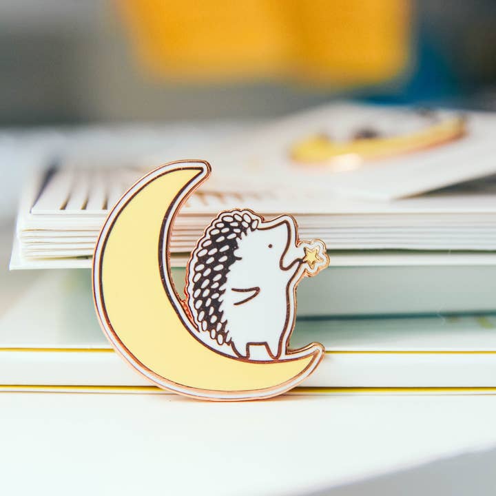 Tales of Eleanor - Wholesale Lapel Pin/Button - Collecting Stars Enamel Pin