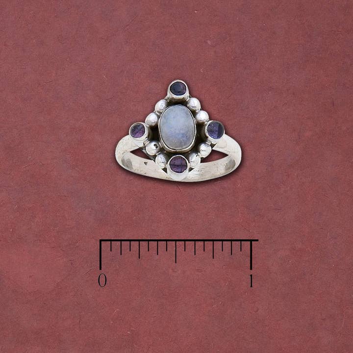 Anillo de cuatro esquinas con iolita y piedra lunar arcoíris para venta al por mayor de Tidepool