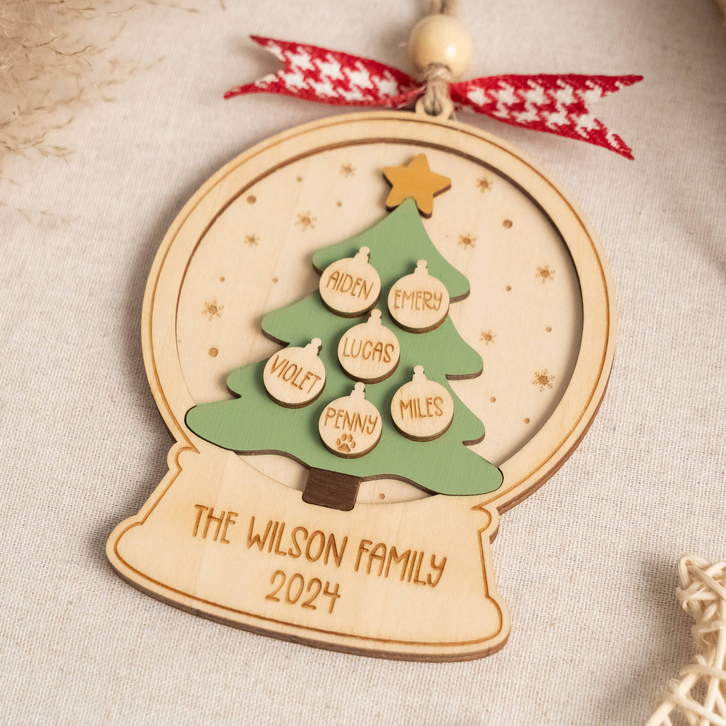 BearCrafts – Ornamento por atacado – Enfeite de árvore de Natal de família em madeira para decoração de férias R710