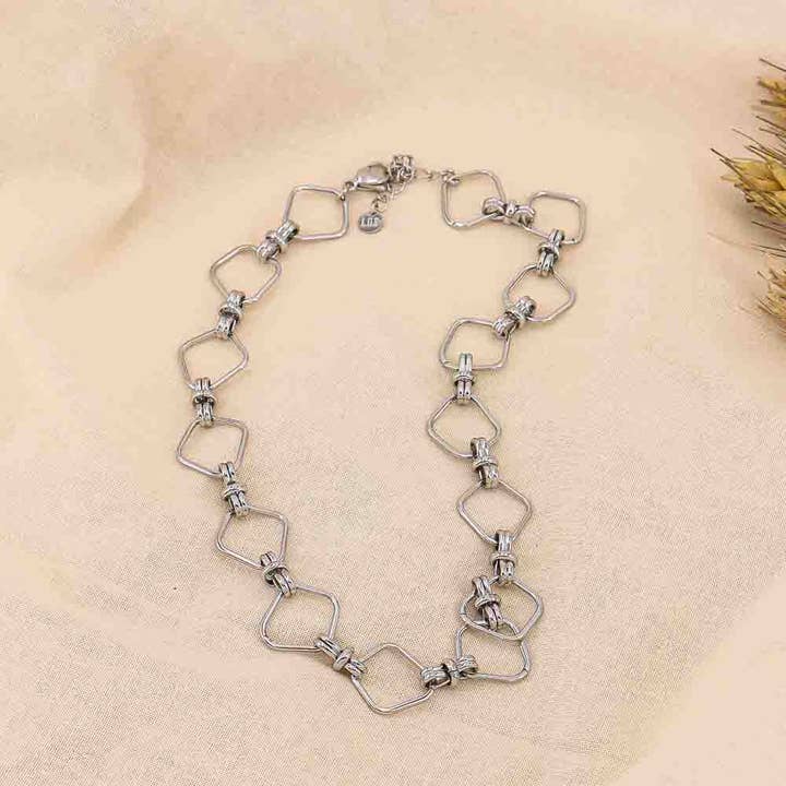 Large geometric stainless steel necklace 0123014 for wholesale by Lilas de Seine