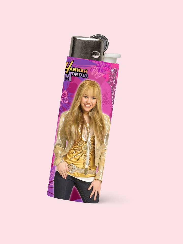 Hannah M Lighter per la vendita all'ingrosso da parte di Pop Cultur'd Co.