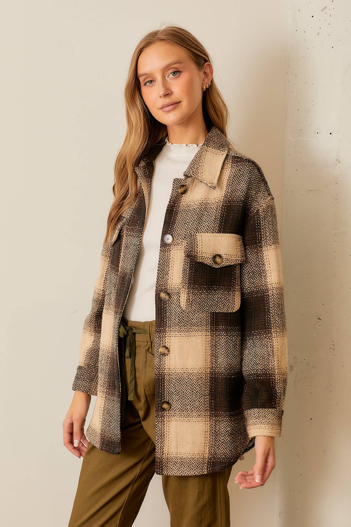 Polagram by Wellmade USA - Vente Veste – femme - VESTE À CARREAUX À COL BOUTONNÉ3