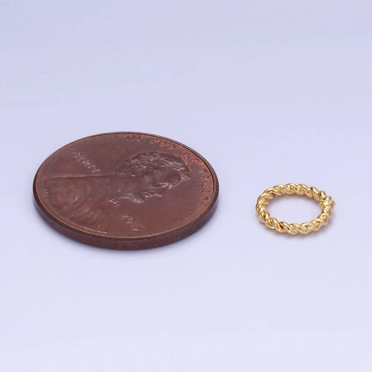 Aim Eternal - Wholesale Clasp - 16K Gold Filled 8mm Croissant Twist Closed Jump Ring Findings By Bag | Z7362