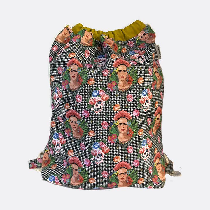 Drawstring backpack Women of History for wholesale by LICHIS BLANCOS