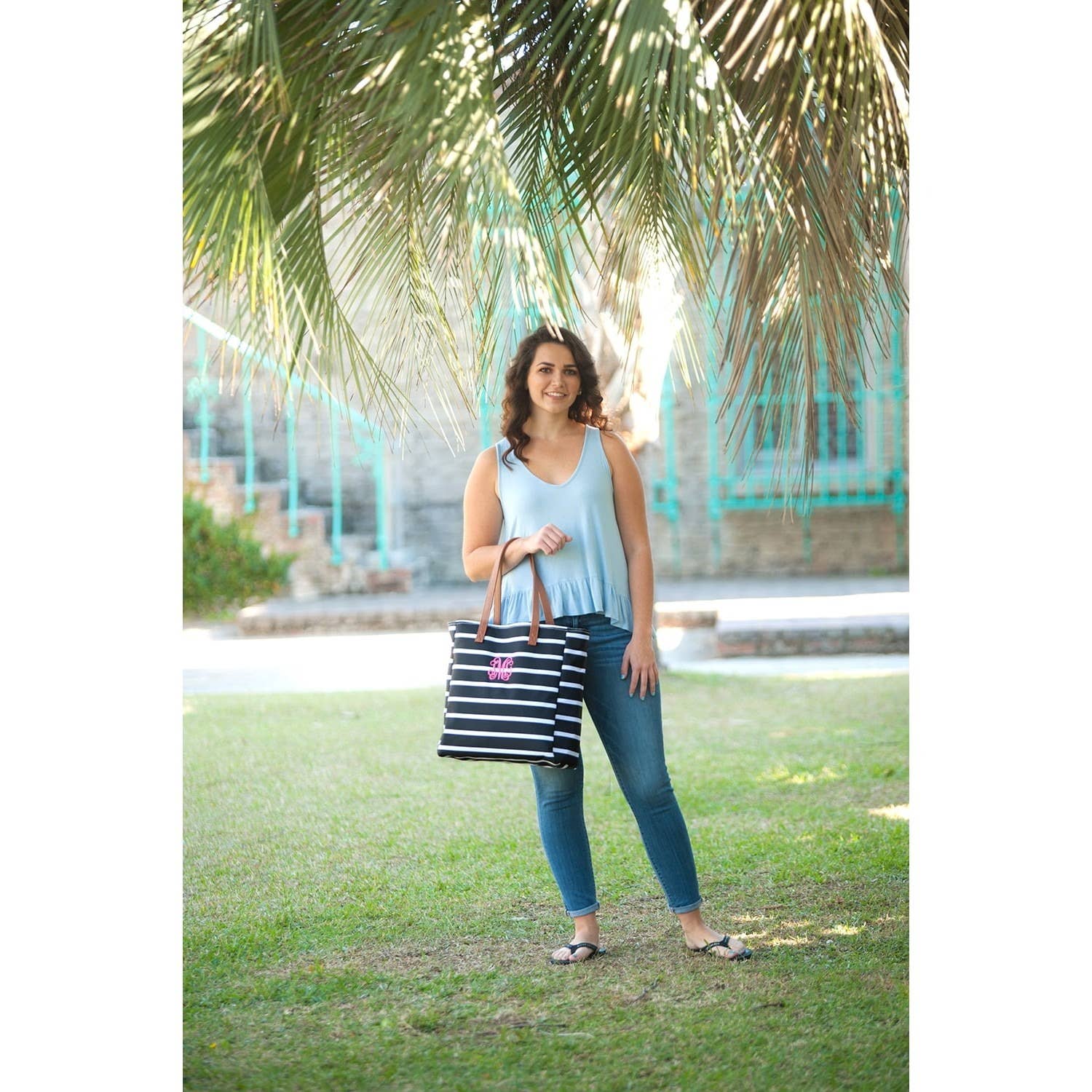 Wholesale Boutique - Wholesale Tote Bag - Women's - Black Stripe Tote Bag2