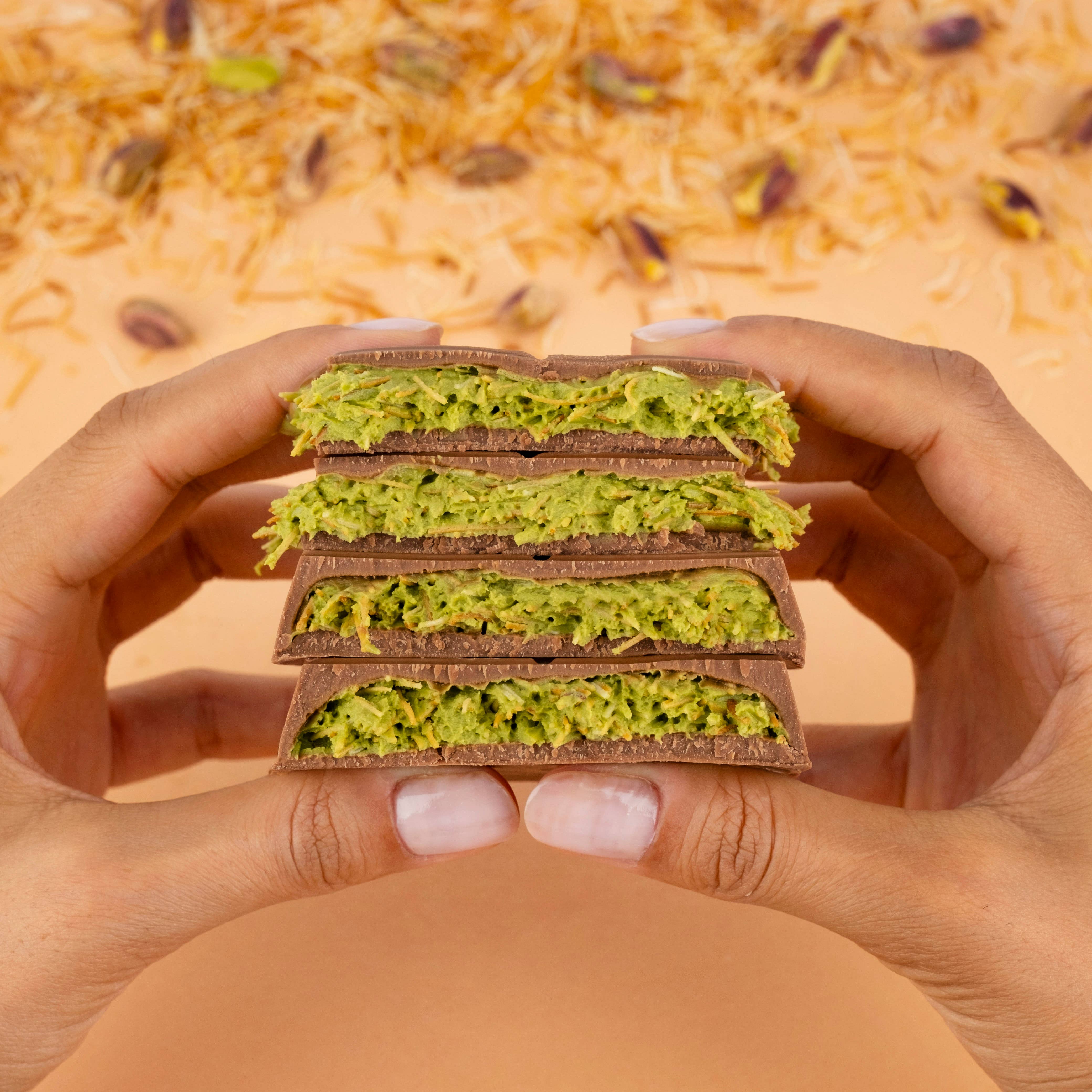 Patislove - Wholesale Chocolate Bar - Pistachio & Kadayif Milk Chocolate, 100G5