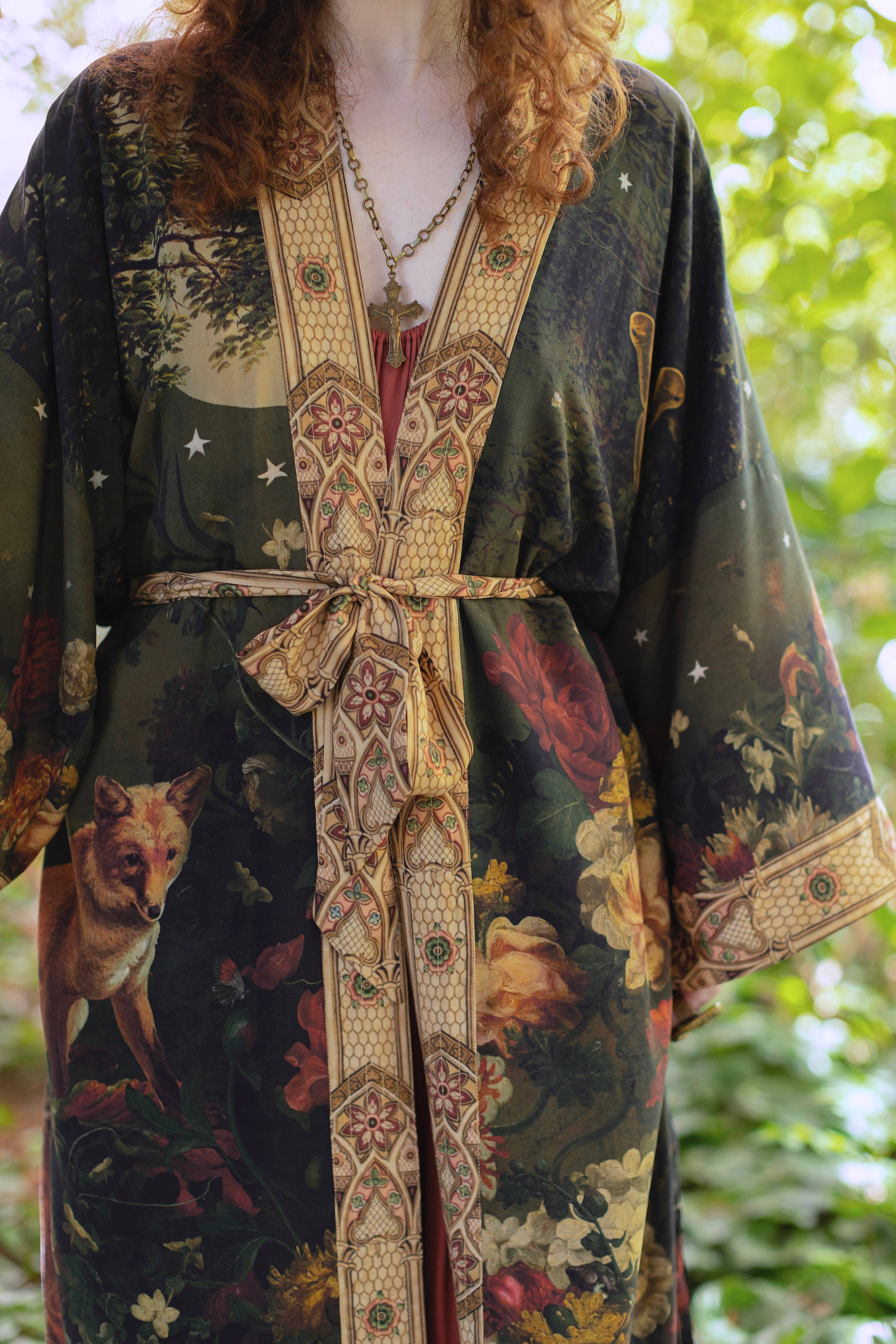 Market of Stars (Worldwide) - Vendita all'ingrosso Kimono - Donna - Il Messenger Opera Duster Robe con Giovanna d'Arco e Fiori15