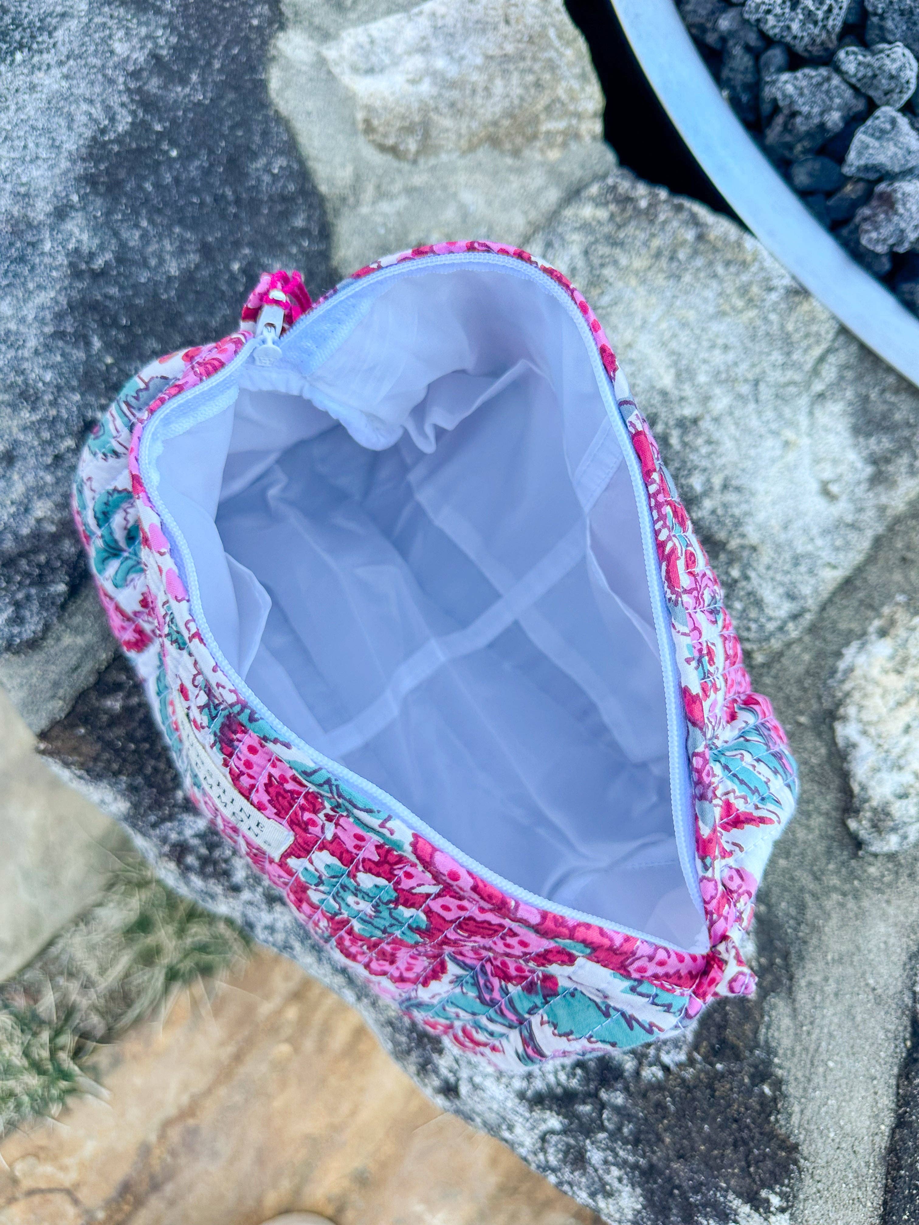 Sunshine & Lemmons - Wholesale Makeup/Cosmetic Bag - Millie Cosmetic Bag1