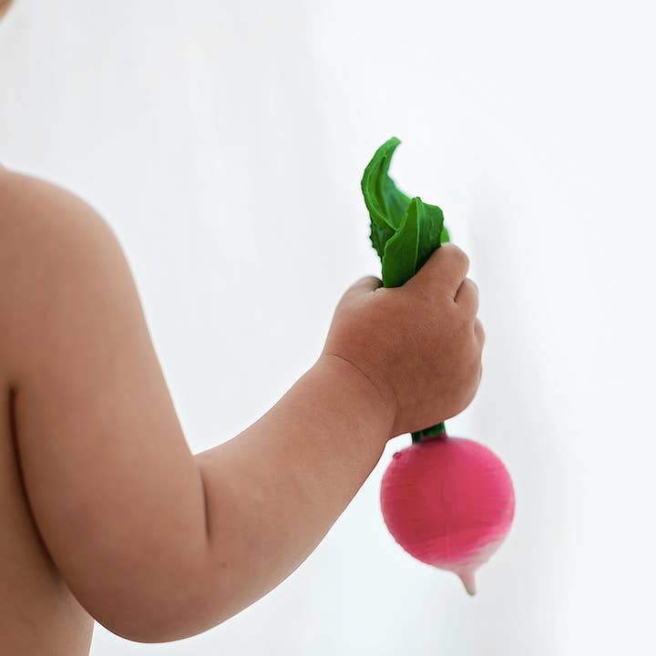 Oli & Carol - Wholesale Bath Toy - Baby - Ramona the Radish