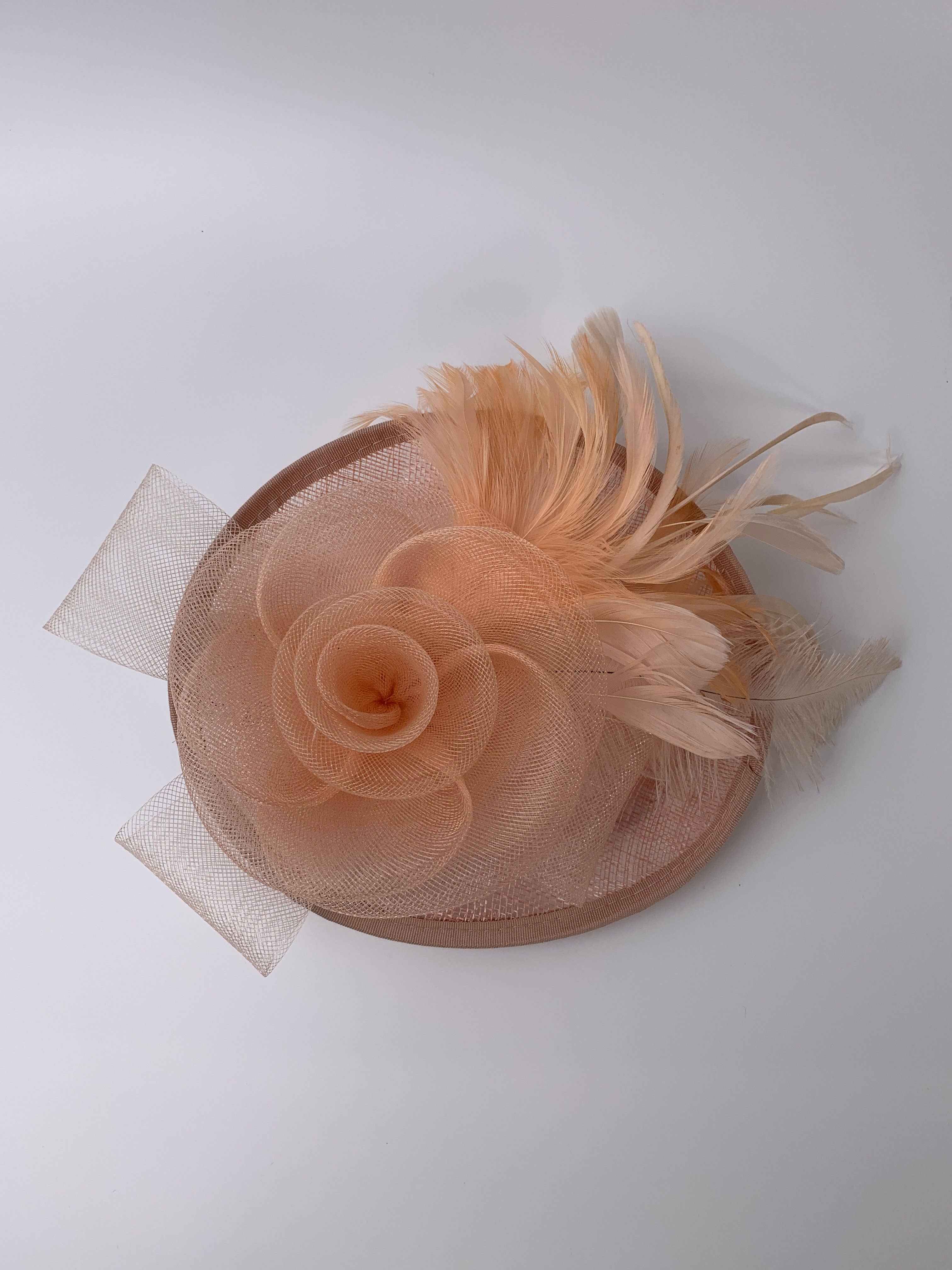 Floris Linens – Engroshandel Fascinatorhat - Dame – Derby fascinator hat med fjer til fester (11 farver)7