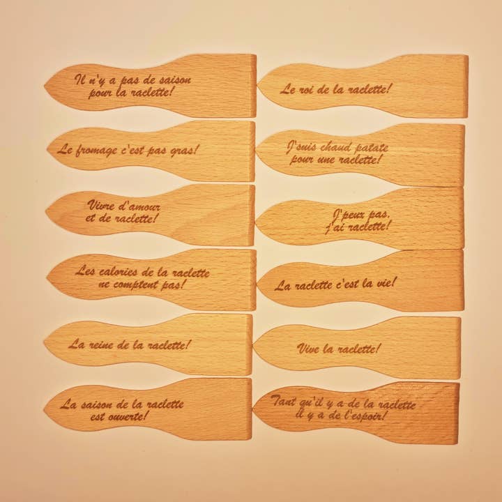 Parti med 120 graverade raclette-spatlar – Butikskit för wholesale av Un Meuble et C...etera