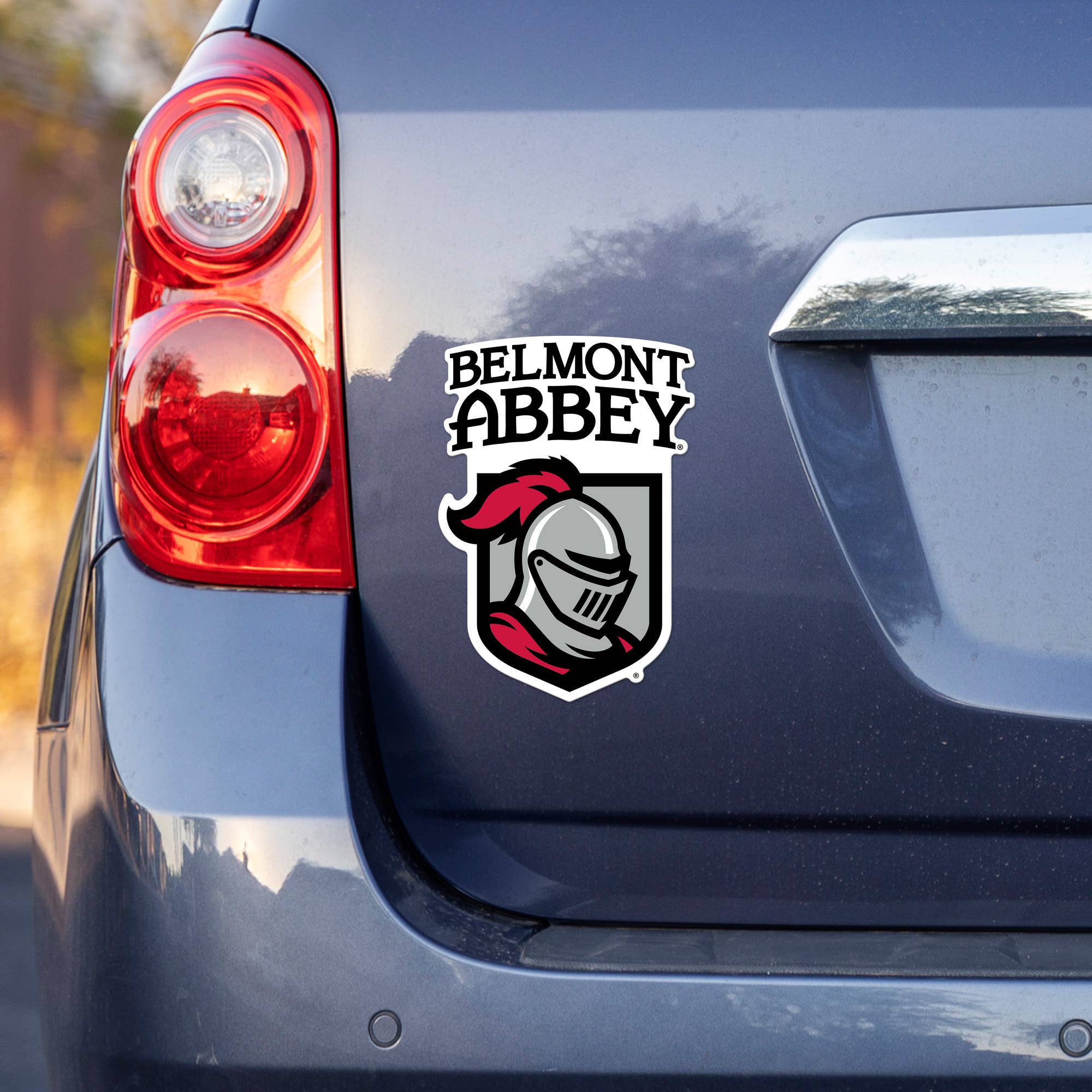 Rico Industries - Vente Breloque décorative pour voiture – unisexe - NCAA Autocollant Découpé Moyen Belmont Abbey Crusaders1