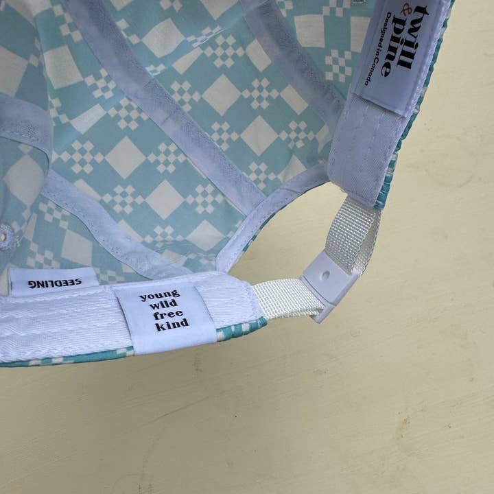 Twill & Pine 🇨🇦 - Wholesale Baseballpet - Kinderen - The Blue Check - Hoed met vijf panelen voor baby's en kinderen2