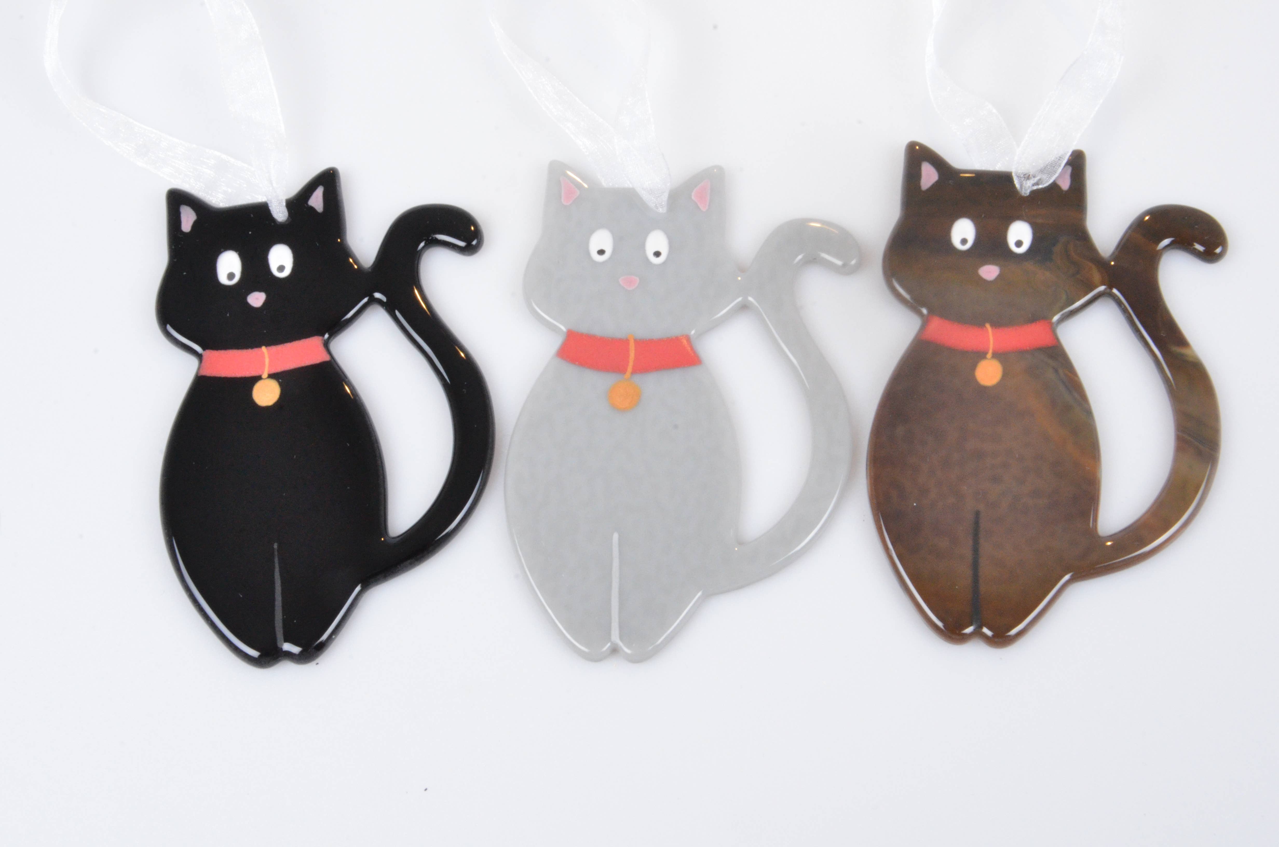 Pam Peters Designs – wholesale Ornament – Handmade Fused Glass Cat Hanging Decorations5