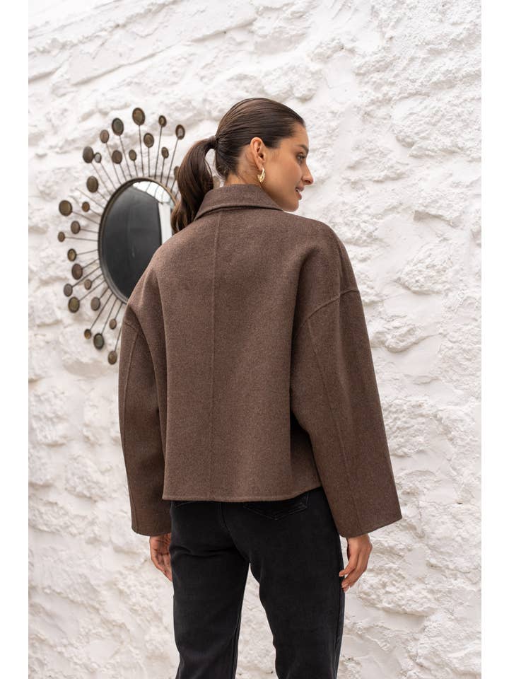 Attentif Paris - Wholesale Coat - Women's - Hand-sewn short coat in blended wool with zip closure7