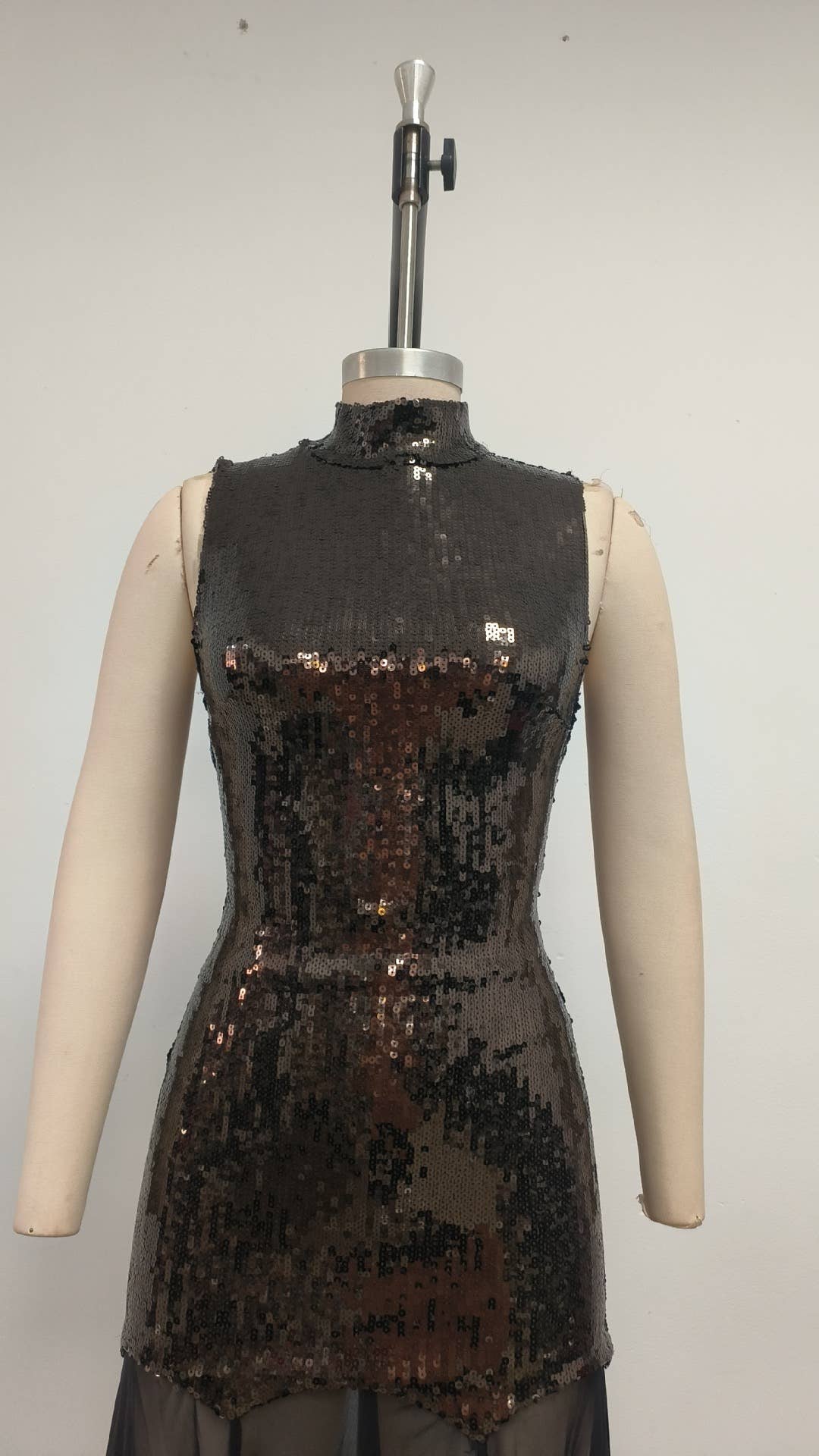 Marrón oscuro+Negro Vestido de noche elegante DR579 con cuello alto y lentejuelas translúcidas de venta al por mayor en Faire9