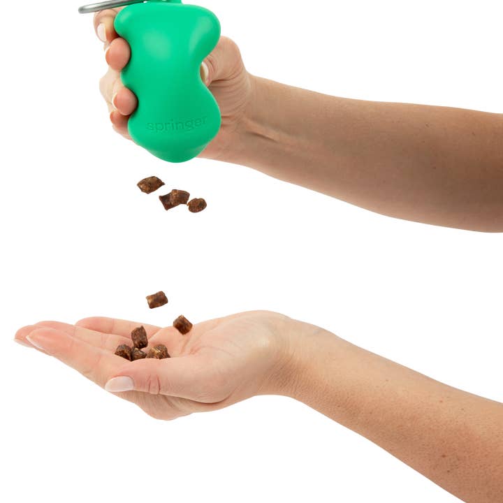 Springer Pets – wholesale Pet treat bag – Dog – Squeeze Silicone Dog Treat Pouch Dispenser (12 Pack)