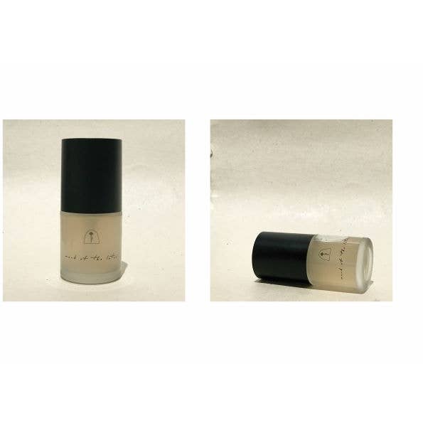 Fonte: Mist por atacado de M A R K O F T H E L O T U S