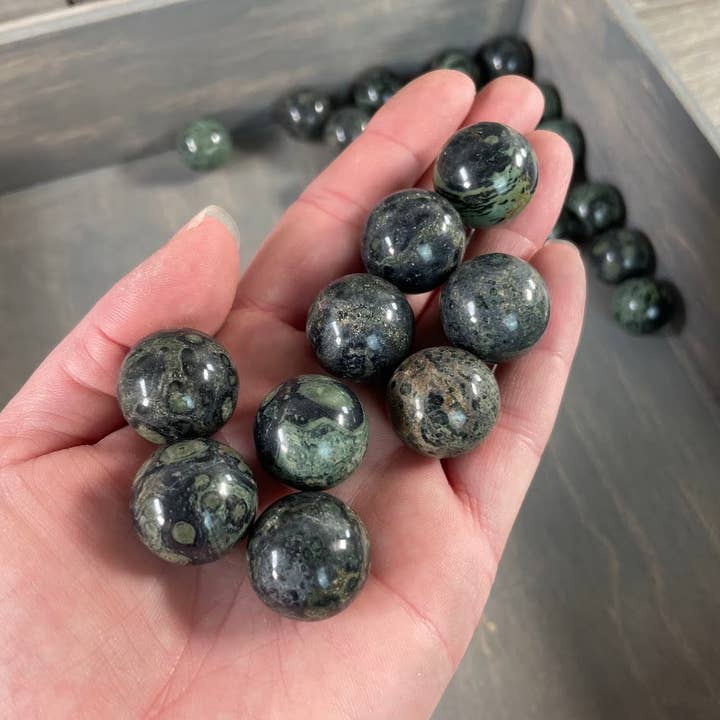 Keystone Crystals - Wholesale Spiritual Stone/Crystal - Gemstone Spheres 18mm-22mm | Bulk Crystal Spheres39