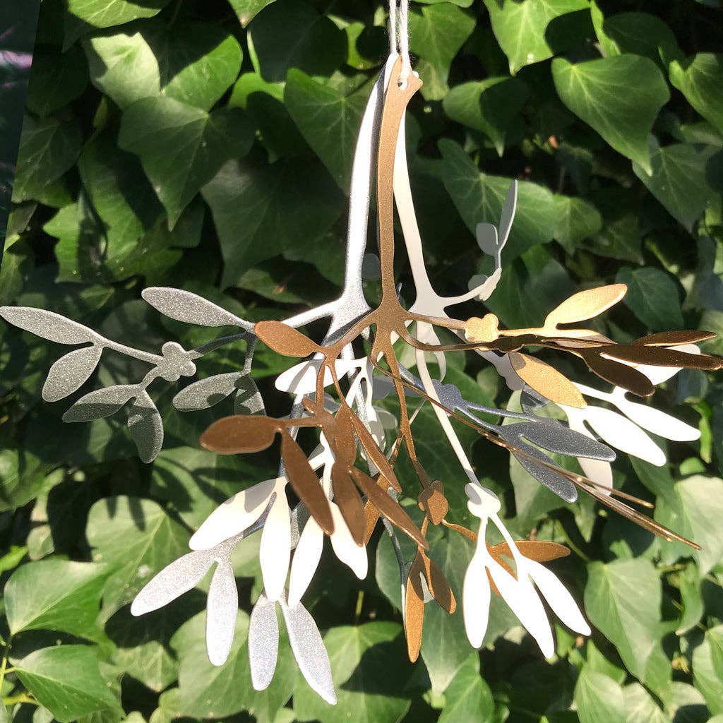 A Blackbird Sang - Wholesale Christmas Decoration - Christmas Decorations - Mistletoe - Three pieces in gold, silver, cream - metal13