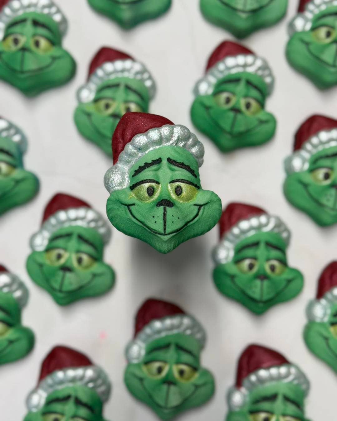 Bombshell Beauty bath cosmetics – wholesale Bath bomb/fizz – Christmas Grinc Bath Bomb