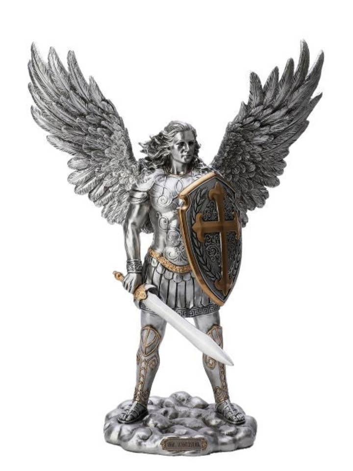 Statue de l'archange Michael en étain de style 7,5 pouces pour la vente par Goldscheider of Vienna