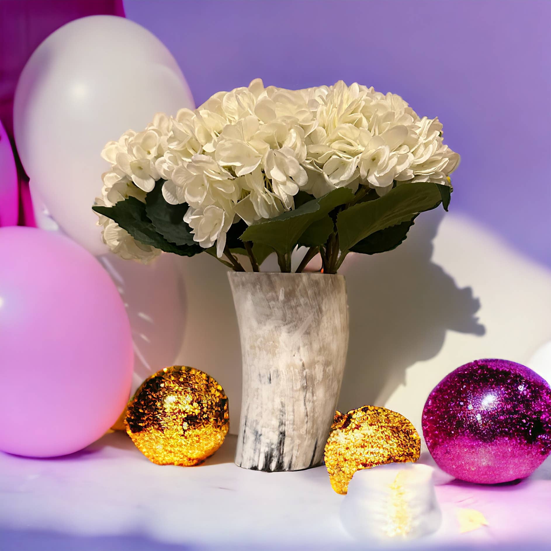 The African Home Goods - Wholesale Vase - ANKOLE COW HORN VASE OR PLANTER  - LIGHT3