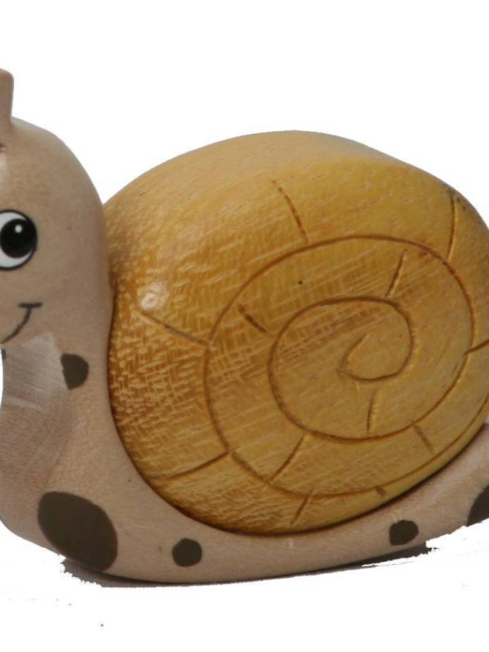 The little wooden snail Dolfi for wholesale by Dolfi