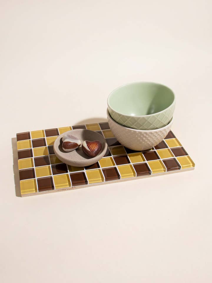 GLAS FLISE DEKORATIV BAKKE - Toffee & Mandel Mørk Chokolade for engroshandel hos Subtle Art Studios