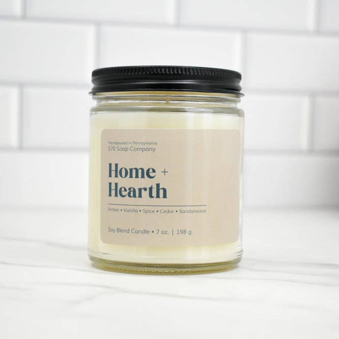 Hogar + Hogar - Ámbar, Vainilla y Cedro con Canela Caliente y Clavo - Vela de Mezcla de Soja de 7 oz para venta al por mayor de 570 Soap Company