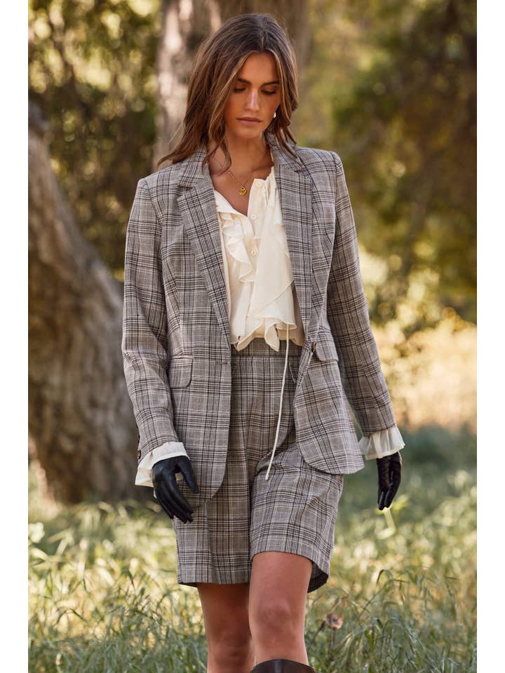 Oddi - Wholesale Shorts - Women's - Plaid Mid-waisted Shorts