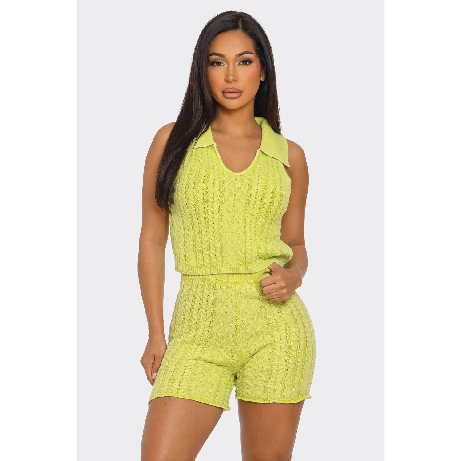 HiteJeans – Großhandel Set aus Oberteil und Shorts (NICHT Loungewear) – Damen – GROBSTRICK ÄRMELLOSES OBERTEIL MIT SHORTS-SET3