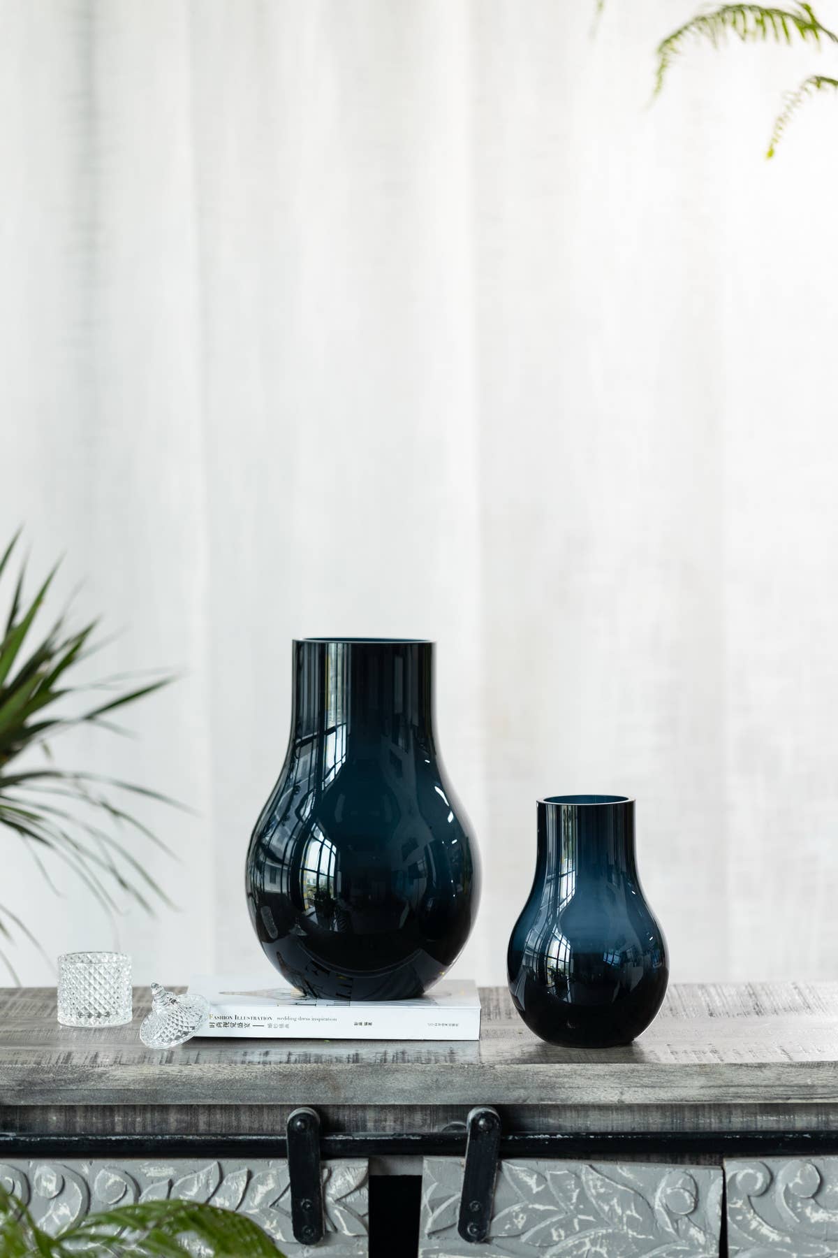 Element Accessories EU - Wholesale Vaas - Moderne elegante vaas met iconisch design en hoogwaardig glas, DAV10IB1