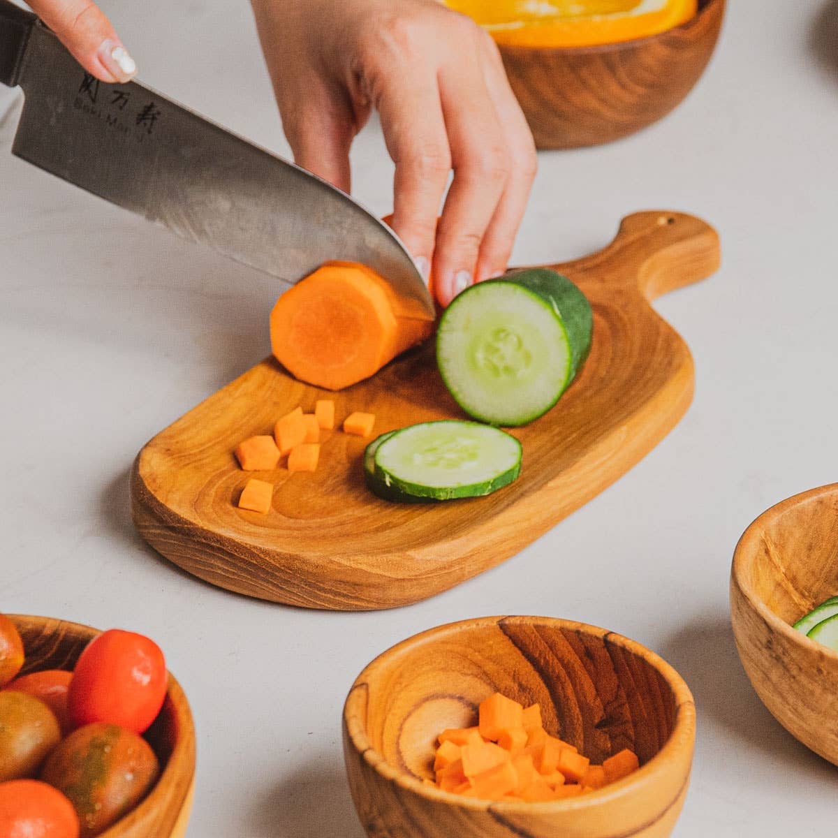Rainforest Bowls - Wholesale Cutting Board - Curve Edge Rectangular Teak Wood Chopping Board (6" x 5")2