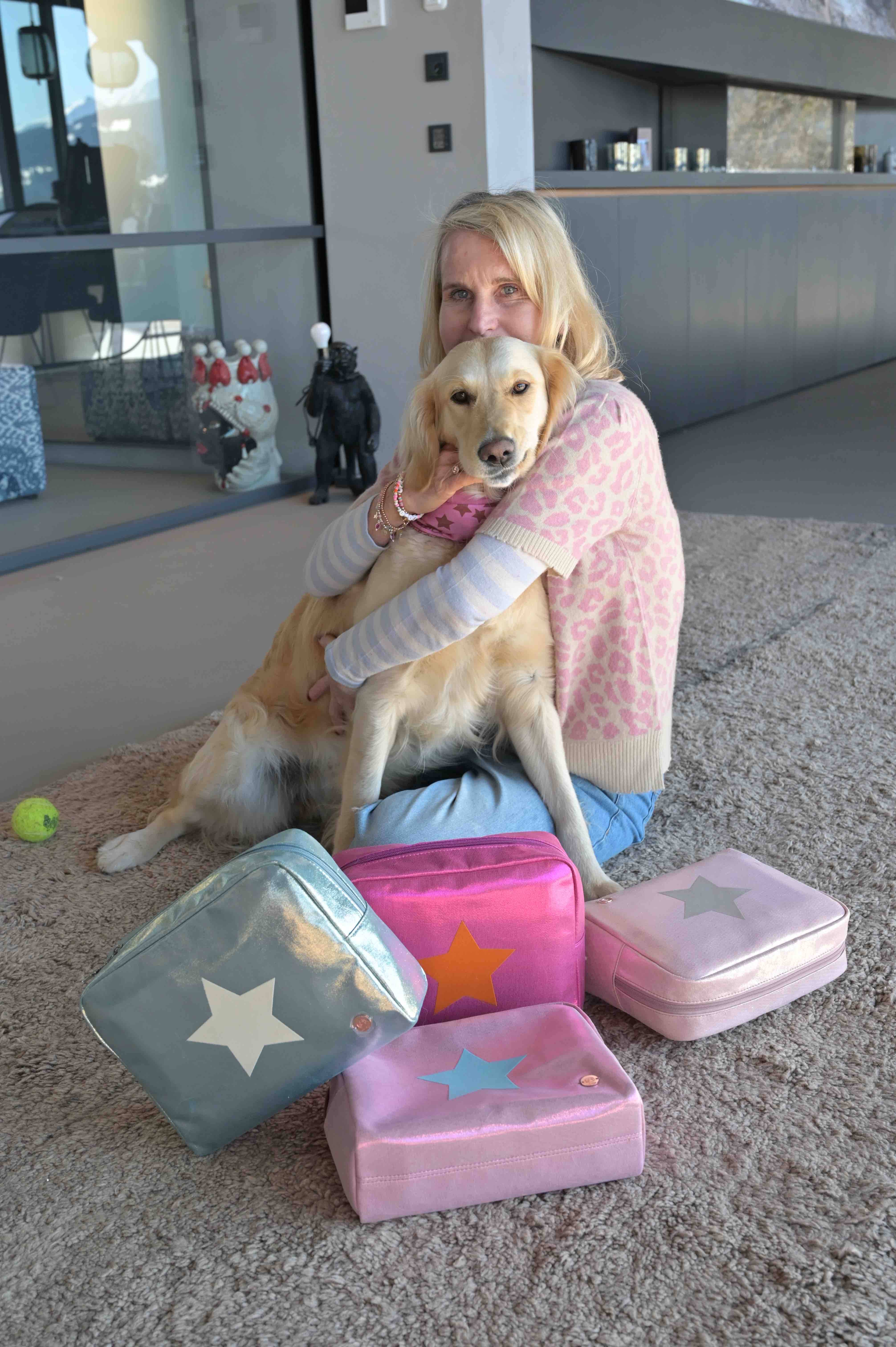 cute stuff GmbH - Wholesale Makeup/Cosmetic Bag - Kosmetiktasche Star-cs in Mint1