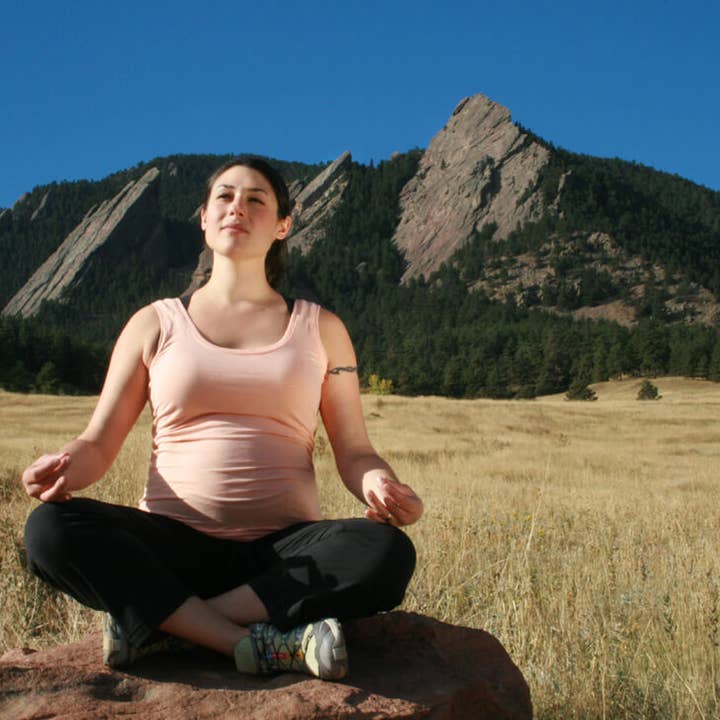 CABEA®, llc - Wholesale Belly Band - Maternity - Babybellyband Sport Pregnancy and Postpartum Hip Support9