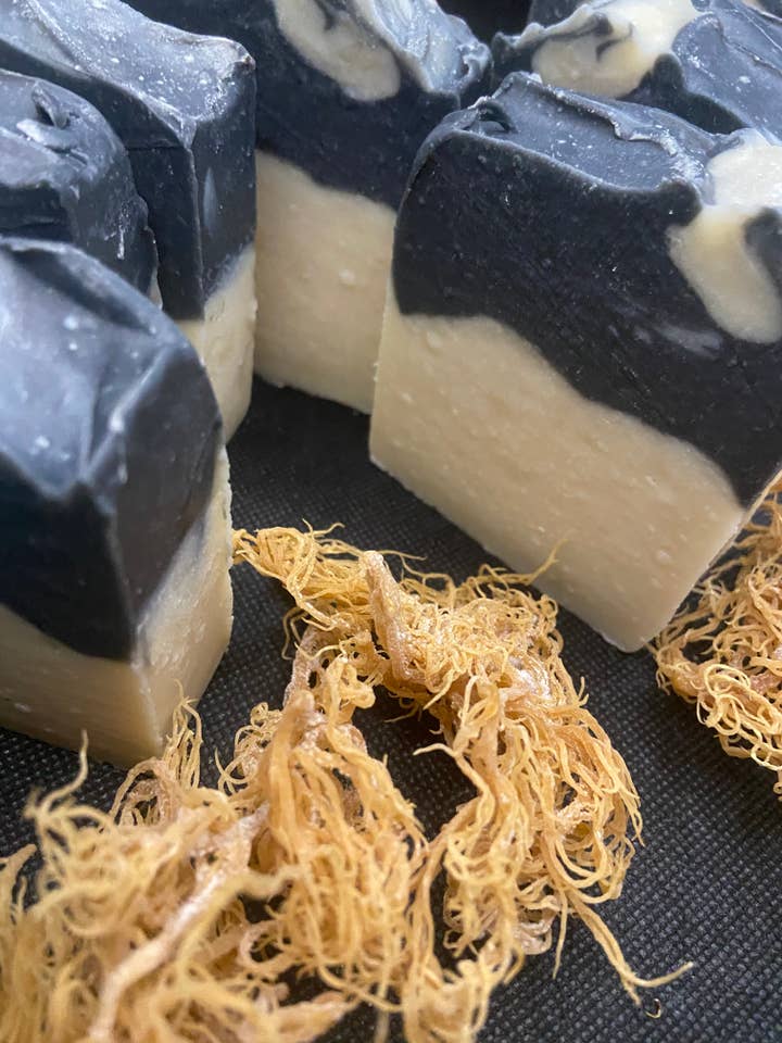 Sea Moss and Activated Charcoal for wholesale by Soap perfection