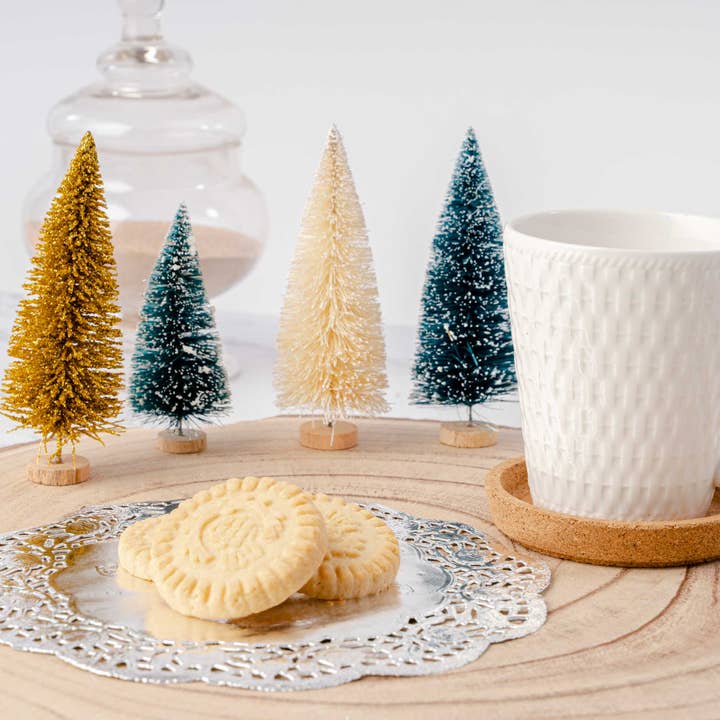 Round Lace Metallic Paper Doilies 12" - Set of 100 - Silver for wholesale on Faire1