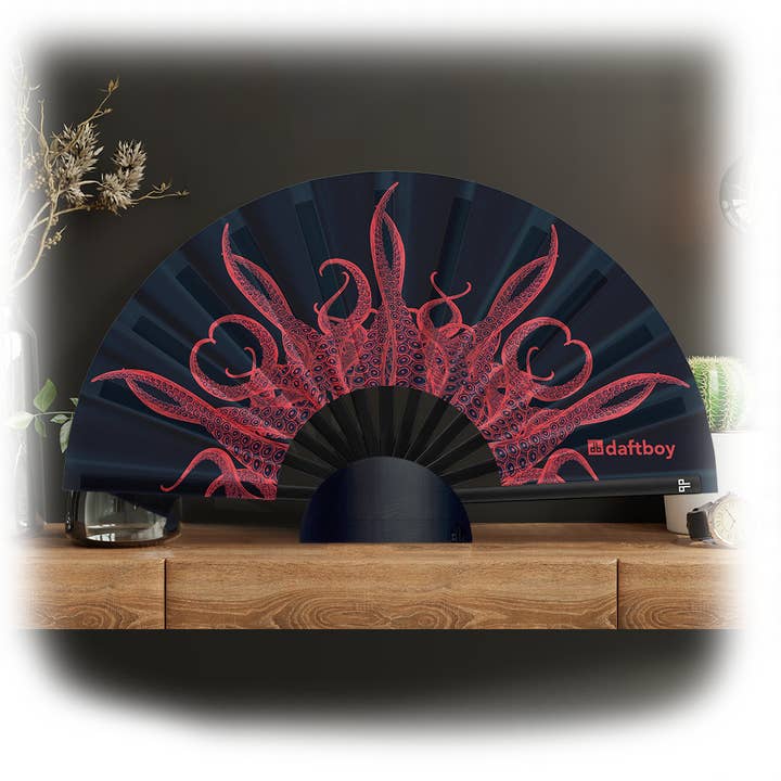 Daftboy - Wholesale Retailer Display Stand/Case - Clack Fan Display Stand4