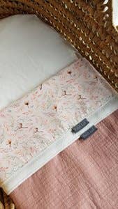 Laura spjälsäng ark för wholesale av Petit Juul