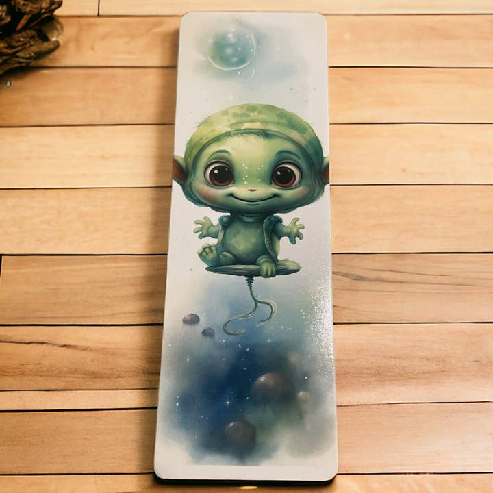 Dejligt illustreret trykt bogmærke, Page Saver, Book Lover Gift, Cute Alien for engroshandel hos simply creative