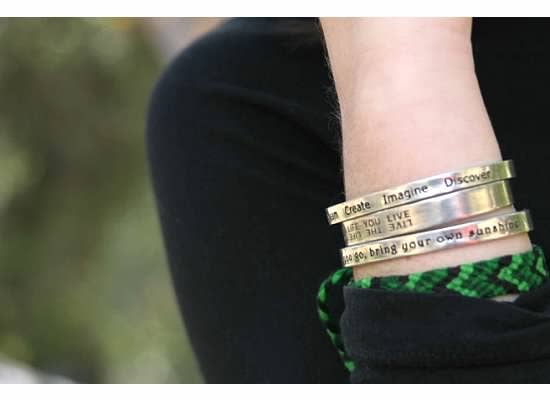 Whitney Howard Designs – wholesale Manschettarmband – Affirmationssmycken – Stapelbara manschettarmband för självkärlek79