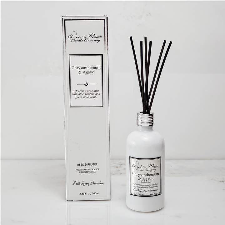 Diffuseur de Anses Chrysanthème & Agave pour la vente par Wick 'n Flame Candle Company