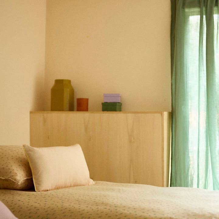 Rideau en gaze de coton et autres tendances Résultats pour ruban coton en vente B2B. Retours gratuits et paiement à 60 jours sur Faire sur Faire.